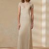 Beiges, kurzärmliges Abendkleid aus Netzstoff von Ralph Lauren für Damen Beiges, kurzärmliges Abendkleid aus Netzstoff von Ralph Lauren für Damen
