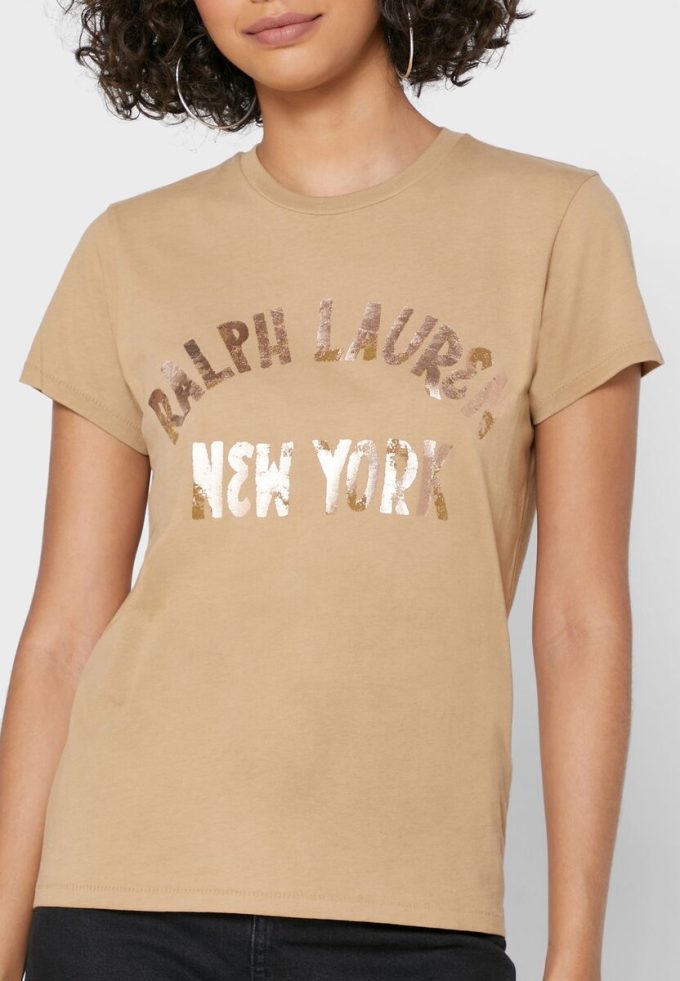 Braune Poloshirts mit Rundhalsausschnitt und Logo für Damen von Ralph Lauren Braune Poloshirts mit Rundhalsausschnitt und Logo für Damen von Ralph Lauren