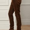 Braune Slim Fit Stretch-Samtjeans für Herren von Ralph Lauren Braune Slim Fit Stretch-Samtjeans für Herren von Ralph Lauren