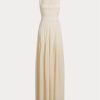 Cremefarbenes Abendkleid „Talbert“ von Ralph Lauren aus Crêpe-Satin mit Rücken Cremefarbenes Abendkleid „Talbert“ von Ralph Lauren aus Crêpe-Satin mit Rücken