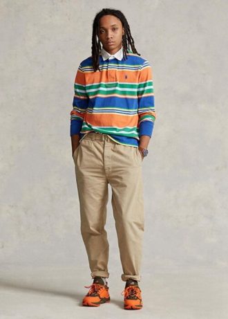 khakifarbene baggy fit canvas hose mit falten fr herren von ralph lauren 1 330x461 - Khakifarbene Baggy-Fit-Canvas-Hose mit Falten f&uuml;r Herren von Ralph Lauren