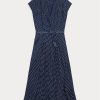 Marineblaues/cremefarbenes Ralph Lauren-Kleid aus gepunkteter Seide und Georgette für Damen Marineblaues/cremefarbenes Ralph Lauren-Kleid aus gepunkteter Seide und Georgette für Damen