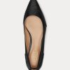 Schwarze Ballerinas aus brüniertem Leder von Ralph Lauren für Damen Schwarze Ballerinas aus brüniertem Leder von Ralph Lauren für Damen